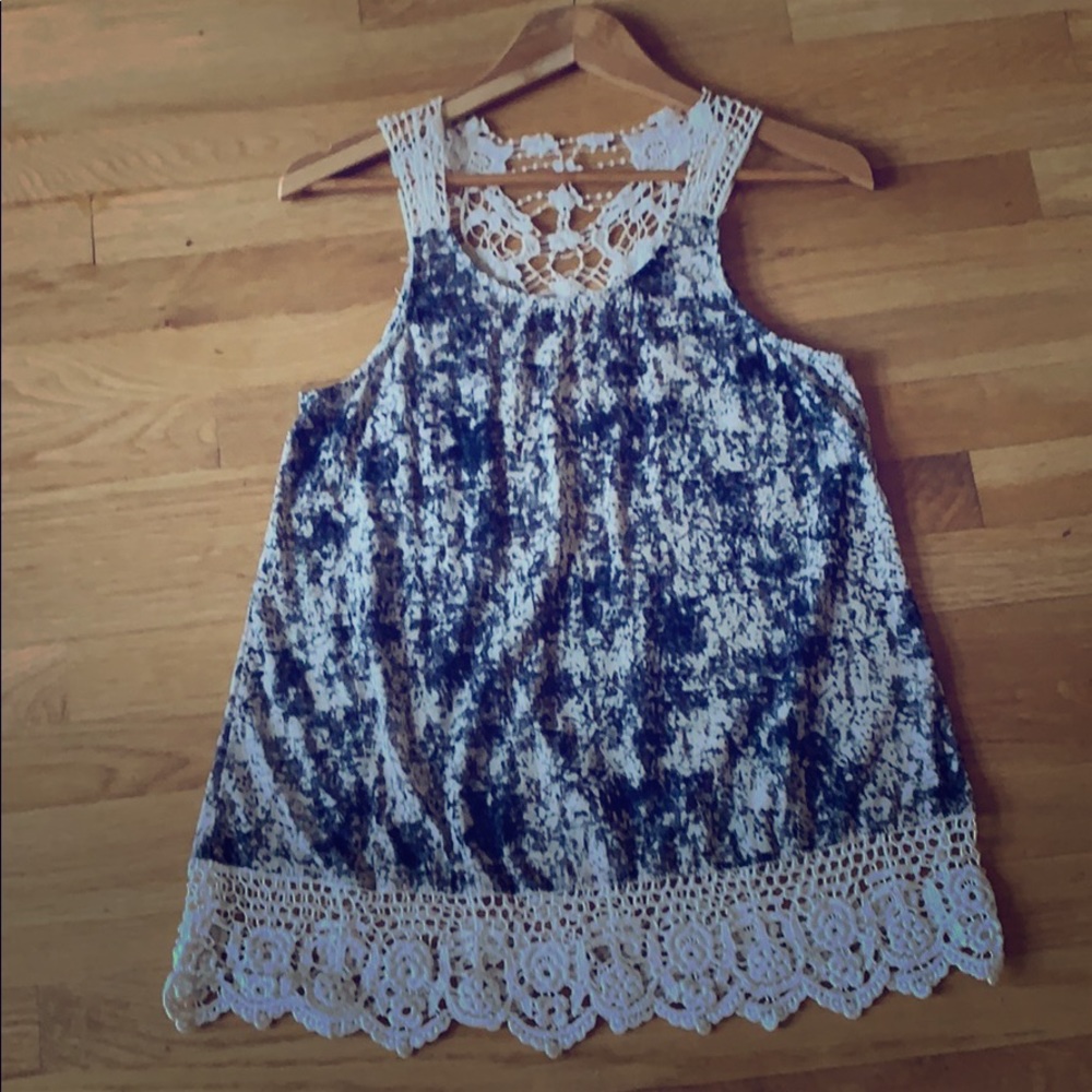 Oleander Crochet Detail Abstract Print Tank